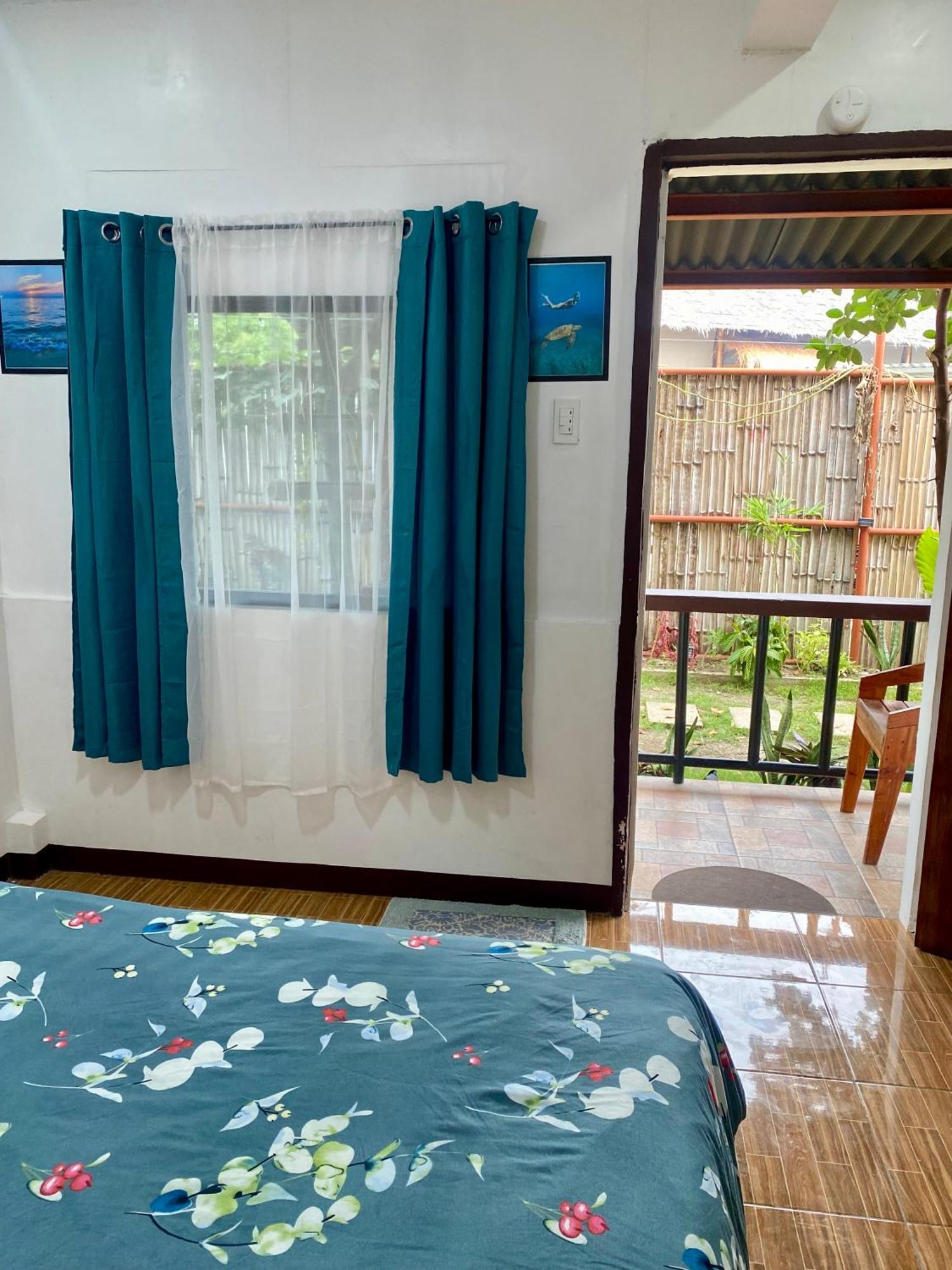 Moalboal Panagsama Beach Topbudz Hostel מואלבואל מראה חיצוני תמונה