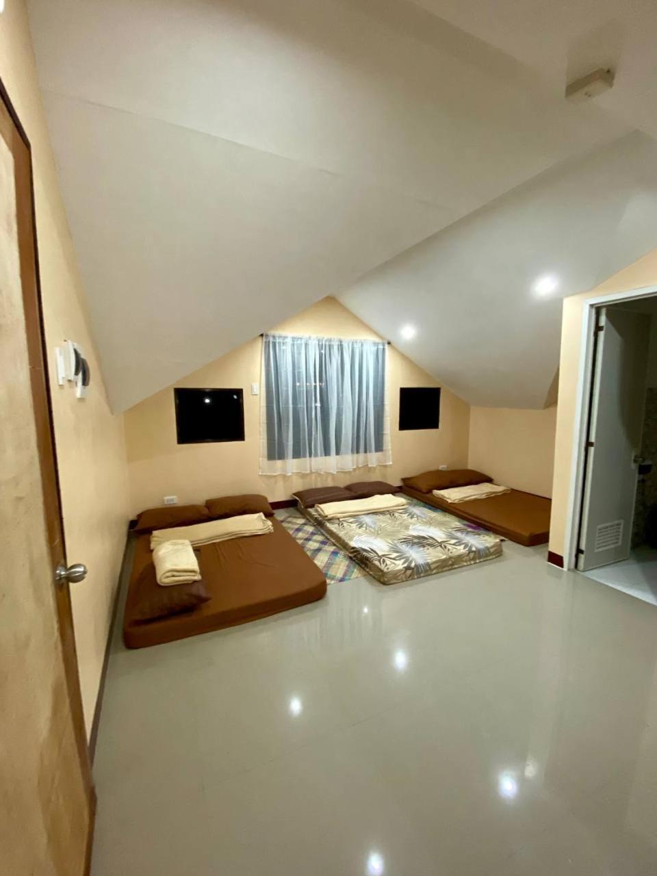 Moalboal Panagsama Beach Topbudz Hostel מואלבואל מראה חיצוני תמונה