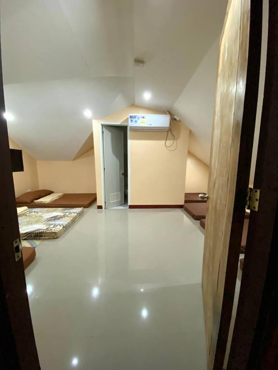 Moalboal Panagsama Beach Topbudz Hostel מואלבואל מראה חיצוני תמונה