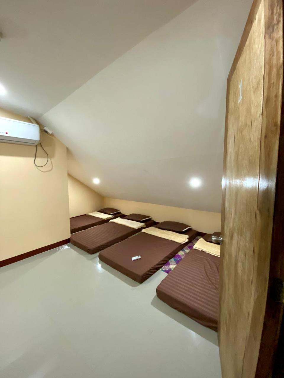 Moalboal Panagsama Beach Topbudz Hostel מואלבואל מראה חיצוני תמונה
